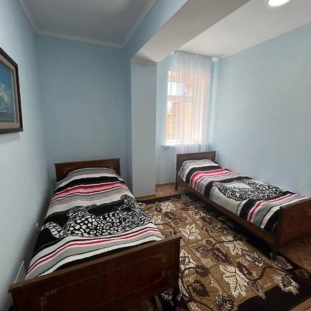 Tan Nuru Guest House Гостевой Дом Тан Нуру Cholpon-Ata Exteriör bild