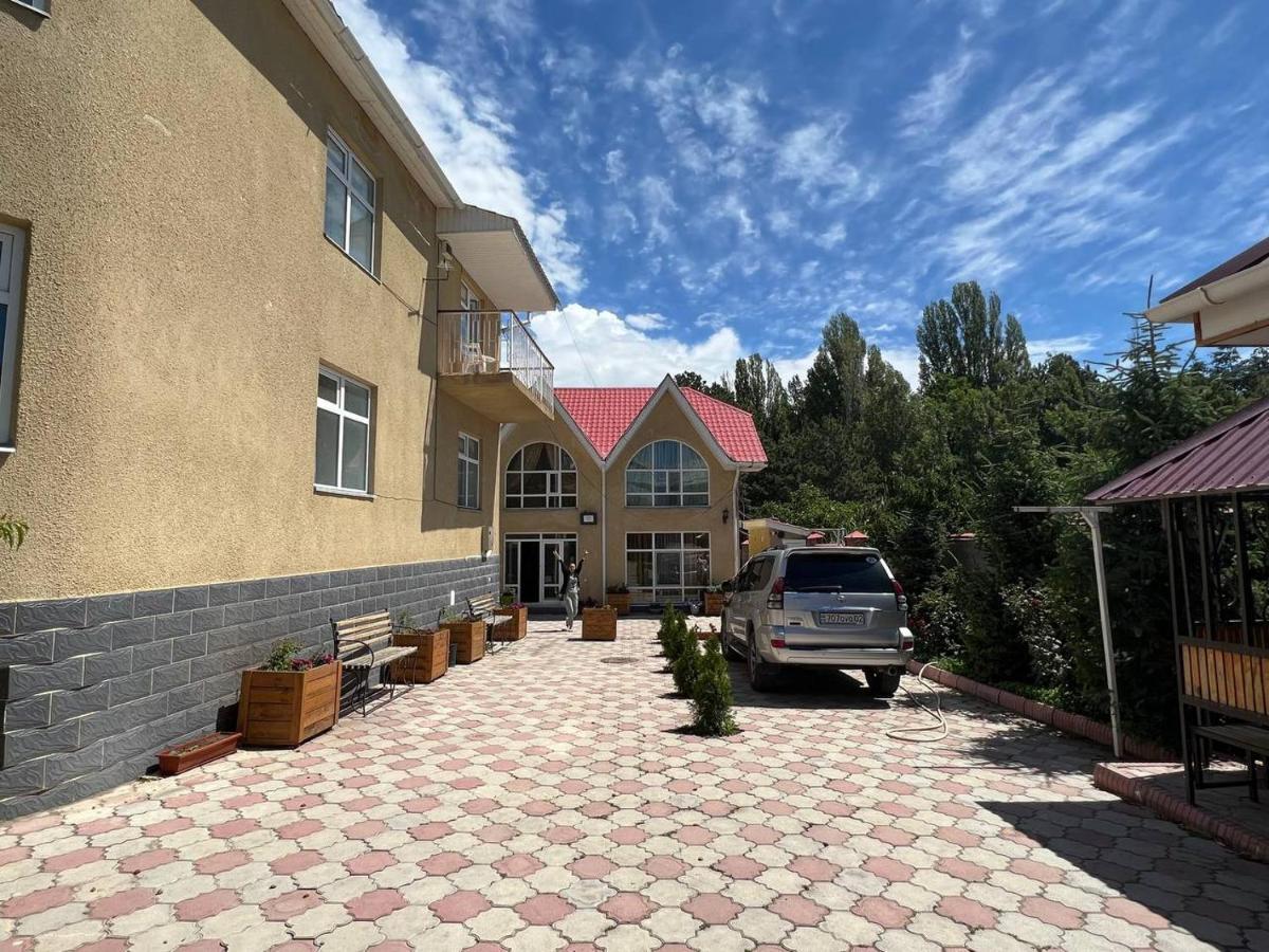 Tan Nuru Guest House Гостевой Дом Тан Нуру Cholpon-Ata Exteriör bild
