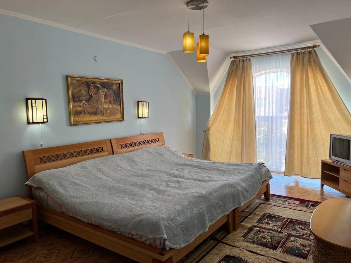 Tan Nuru Guest House Гостевой Дом Тан Нуру Cholpon-Ata Exteriör bild