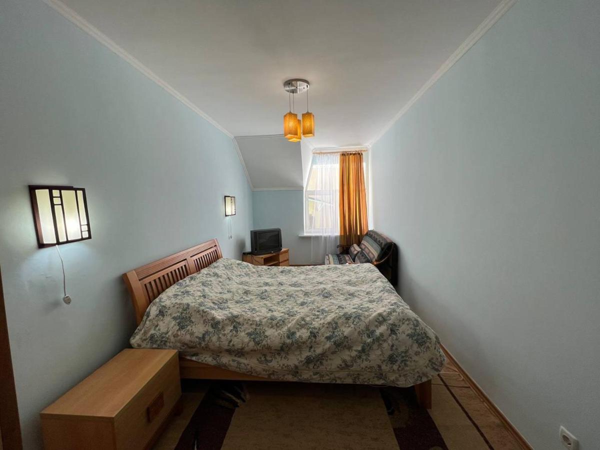 Tan Nuru Guest House Гостевой Дом Тан Нуру Cholpon-Ata Exteriör bild