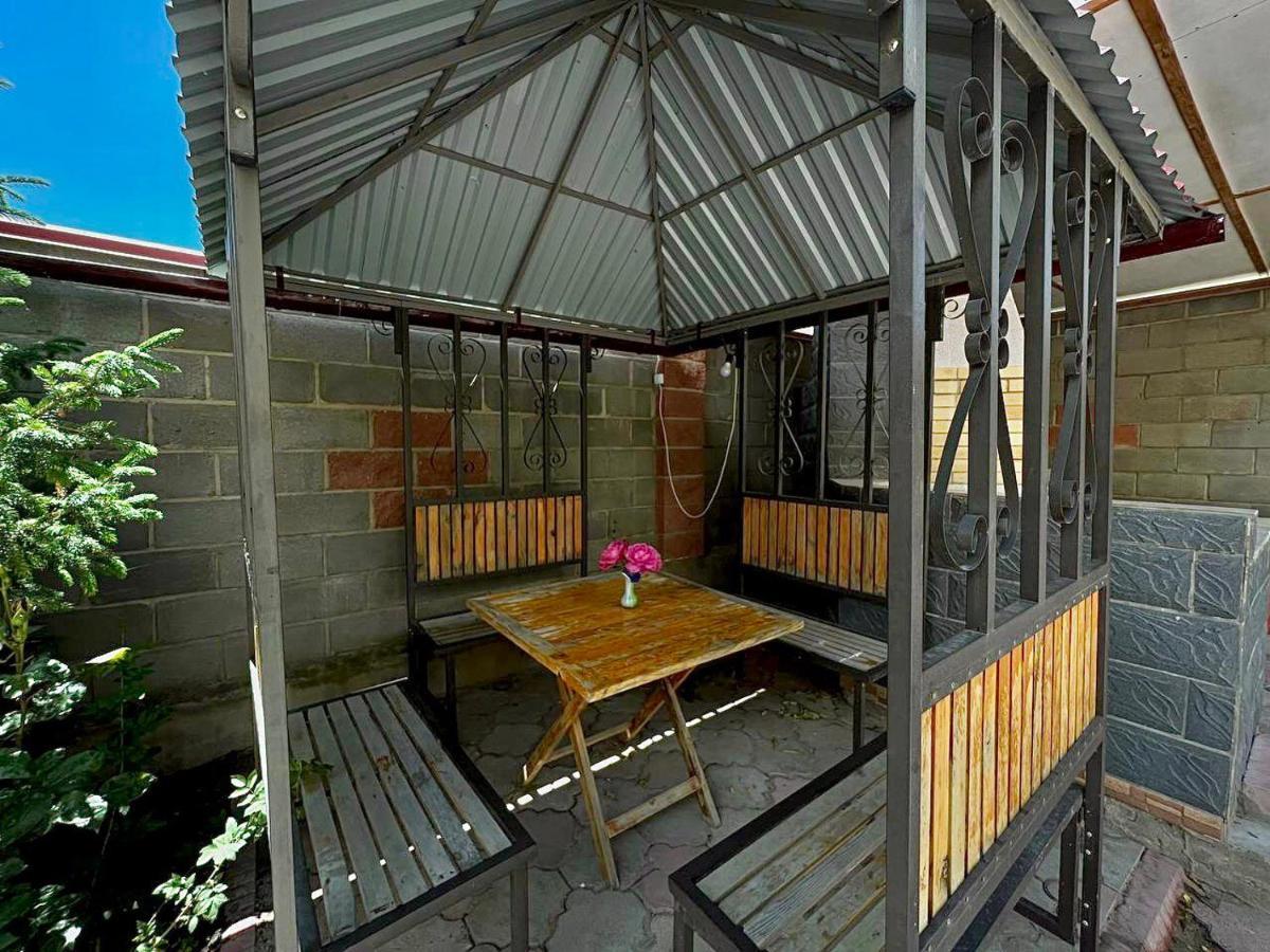 Tan Nuru Guest House Гостевой Дом Тан Нуру Cholpon-Ata Exteriör bild